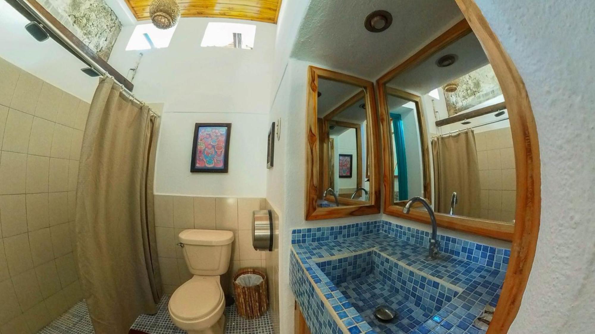 Amigos Hostel Flores